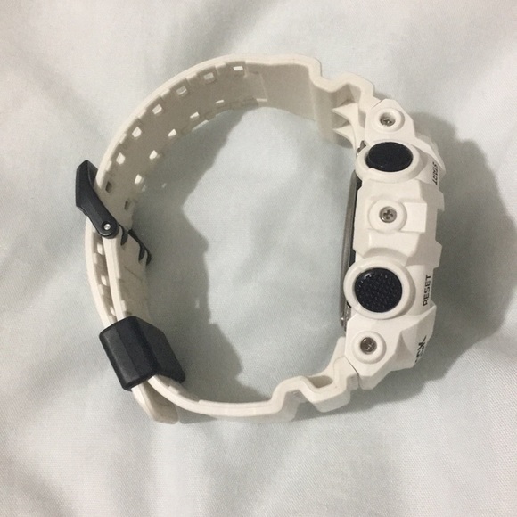 G-SHOCK Analog-Digital Watch - Picture 3 of 8